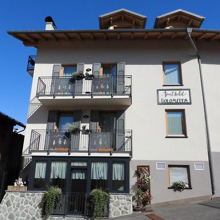 Aparthotel Dolomites Living&Relax Коммеццадура Экстерьер фото