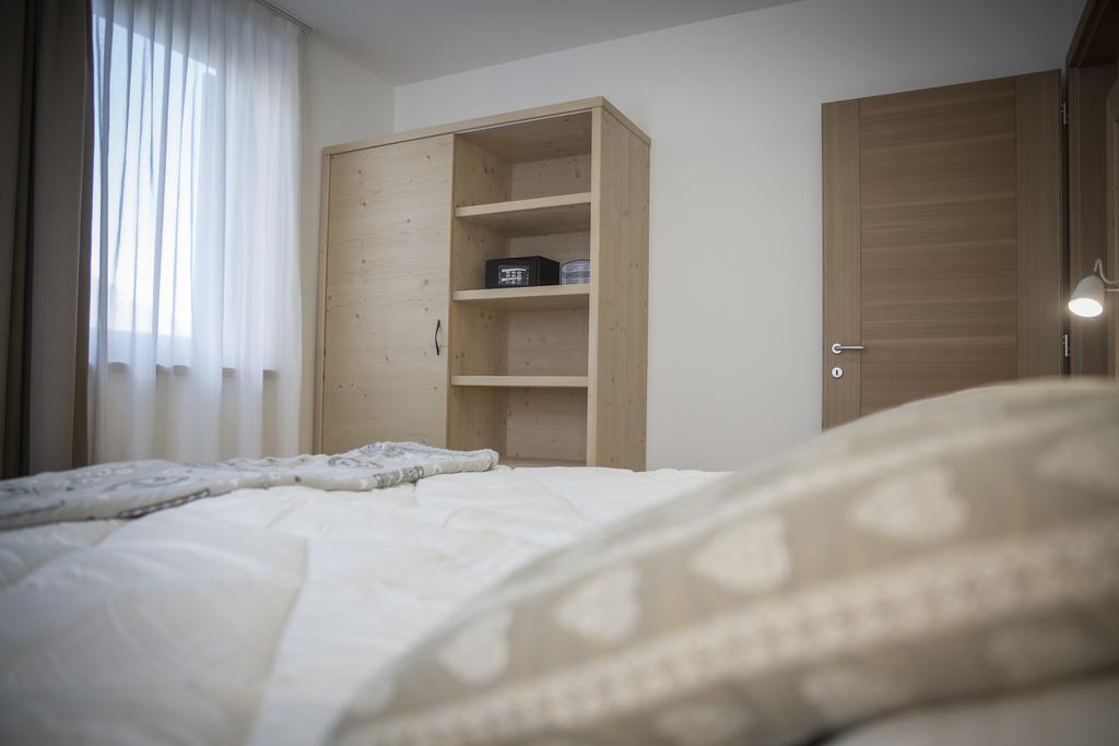 Aparthotel Dolomites Living&Relax Коммеццадура Экстерьер фото