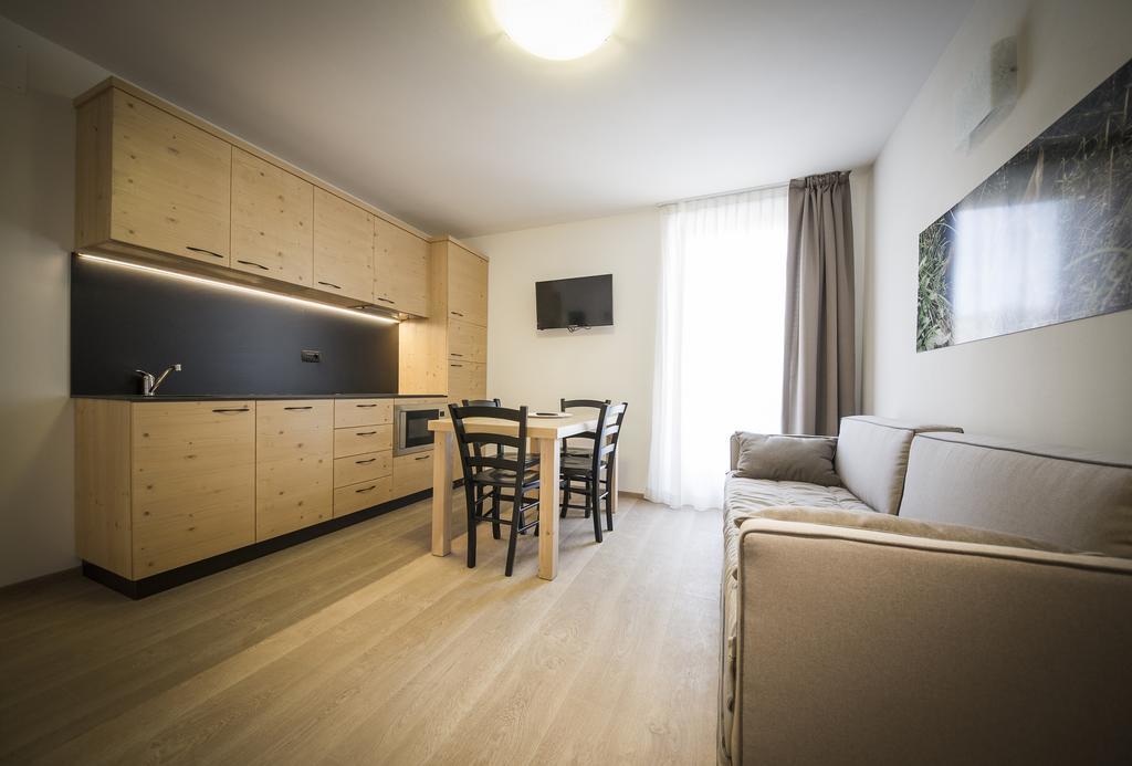 Aparthotel Dolomites Living&Relax Коммеццадура Номер фото